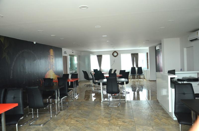 Hotel The Grand Parshwanath Sankeshvar Eksteriør billede